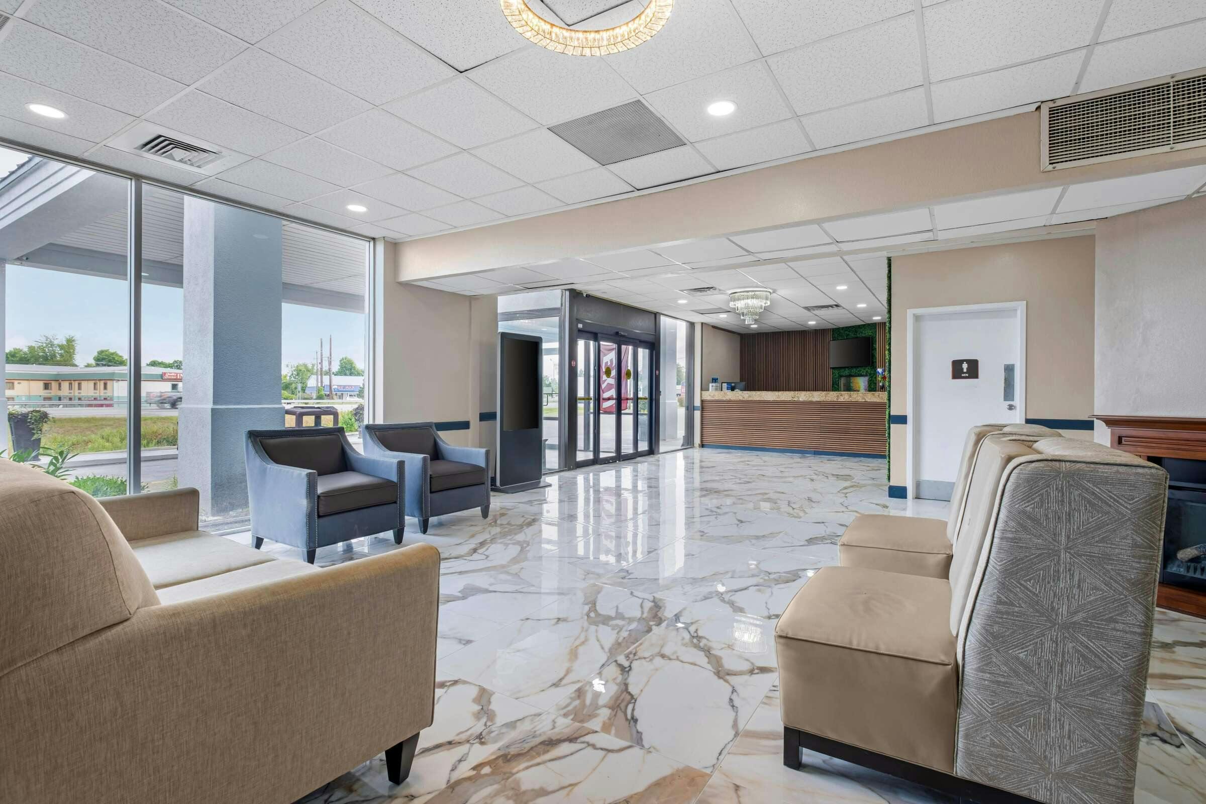 Hotel Baymont Richmond KY photo 5