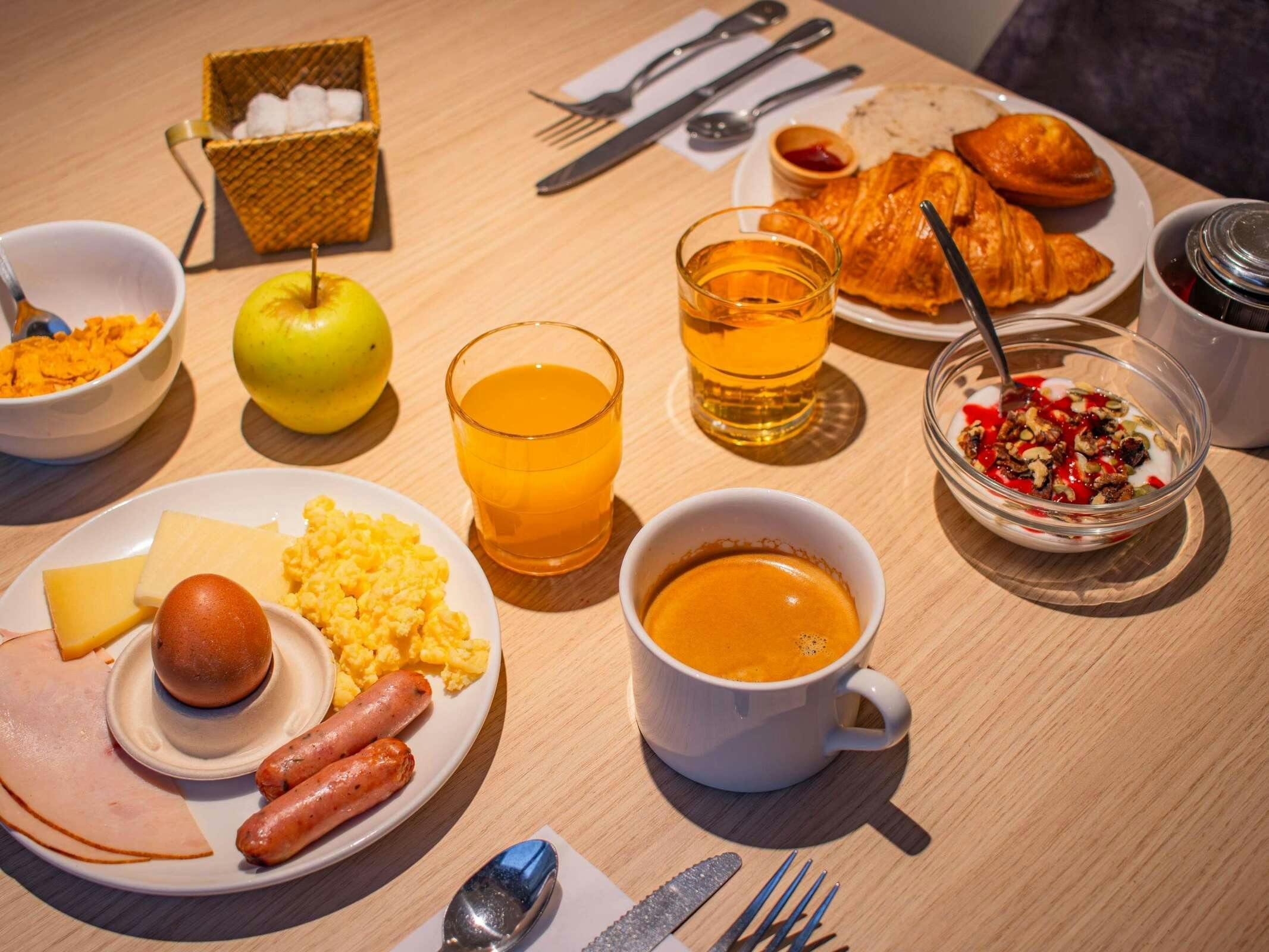 Hotel Ibis Rennes Beaulieu photo 1