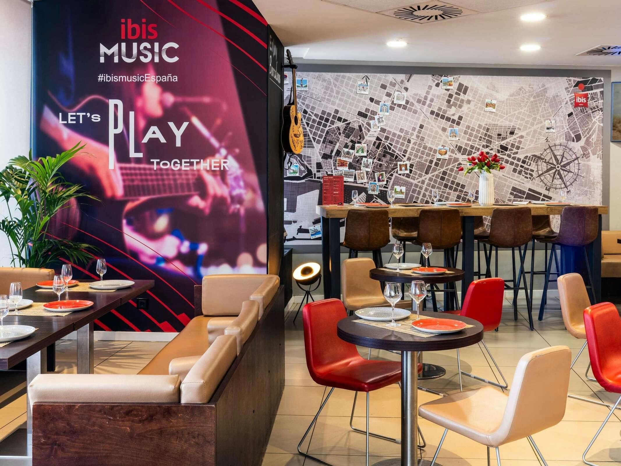 Hotel Ibis Barcelona Meridiana photo 2