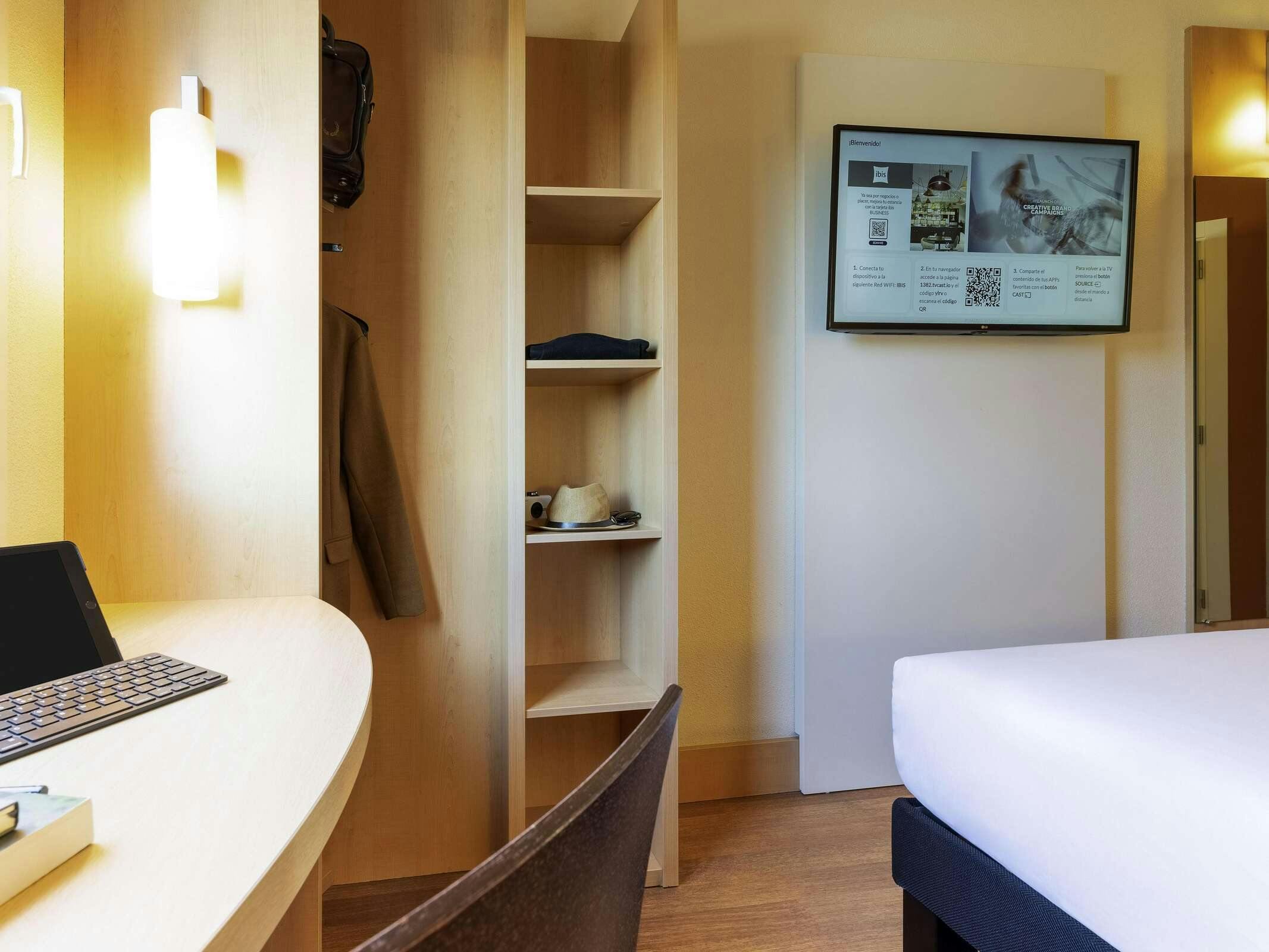 Hotel Ibis Madrid Calle Alcalá photo 5