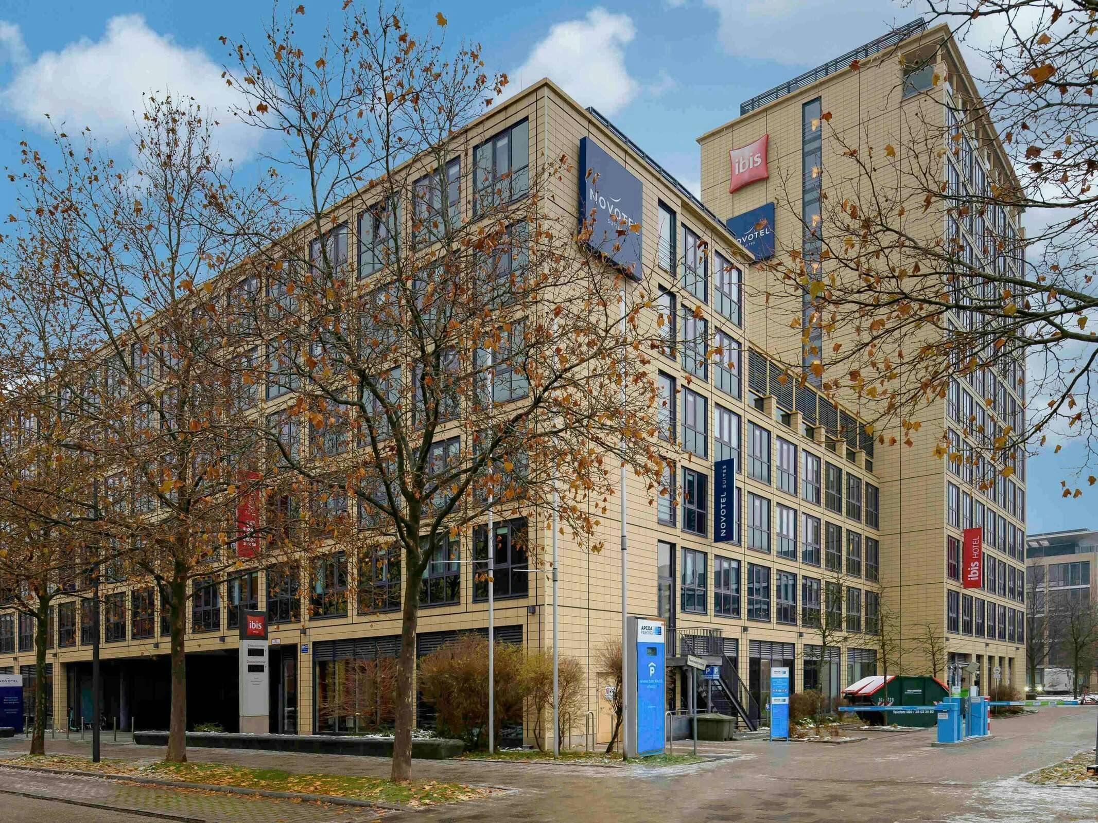 Hotel Ibis Muenchen Parkstadt Schwabing photo 2