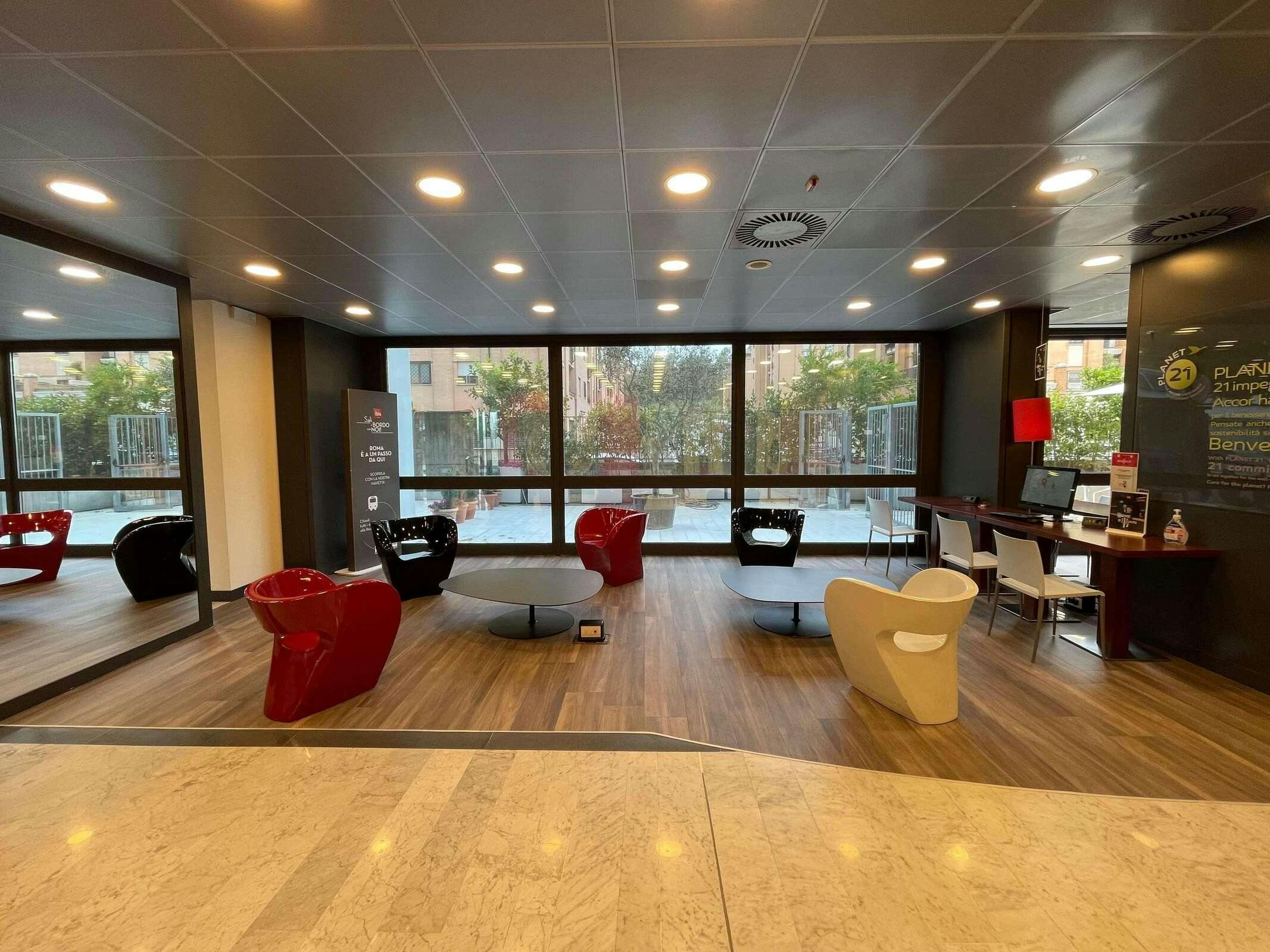 Hotel Ibis Roma Fiera photo 1