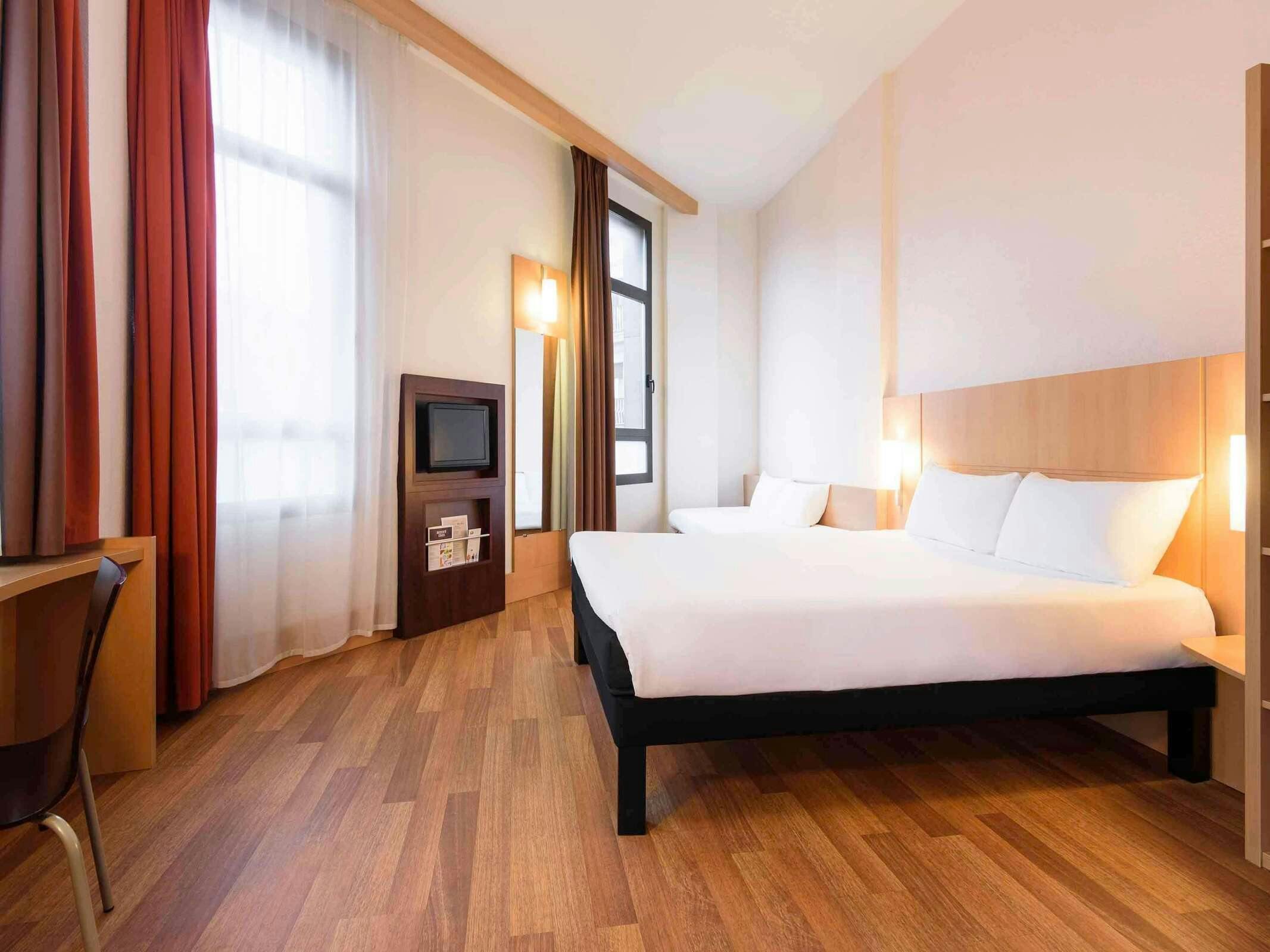 Hotel Ibis Bilbao Centro photo 4