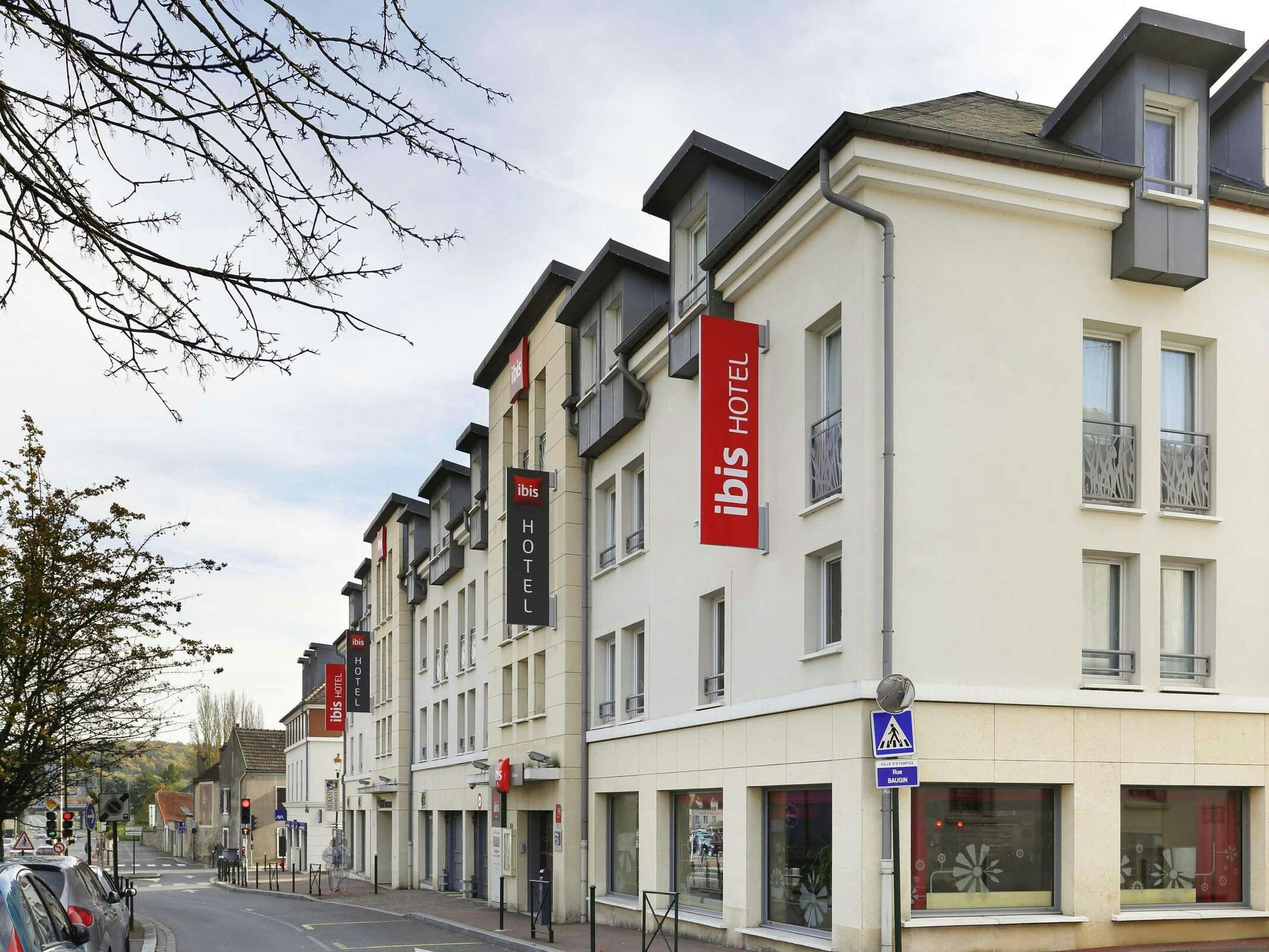 Hotel Ibis Étampes photo 3