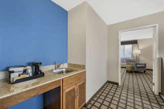 Hotel Best Western North Bryant Inn photo 4