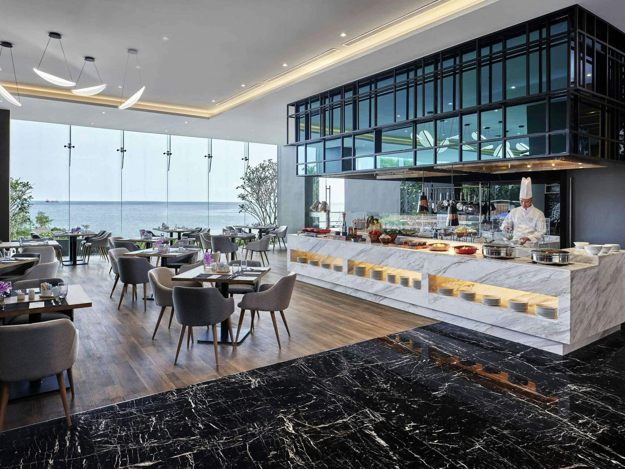 Hotel Novotel Marina Sriracha photo 1