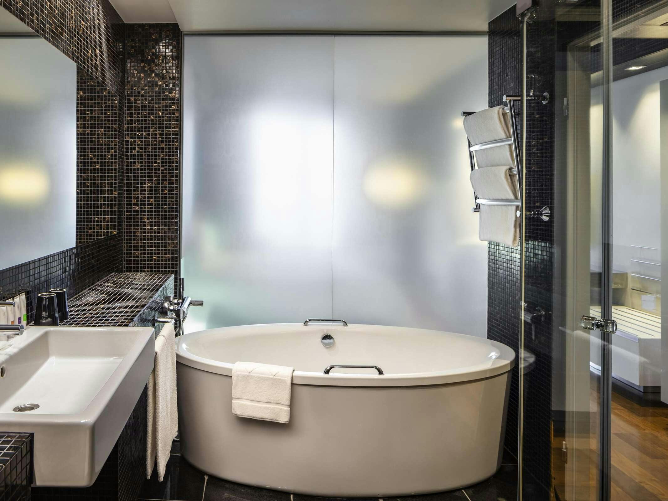 Hotel Swissôtel Tallinn photo 5