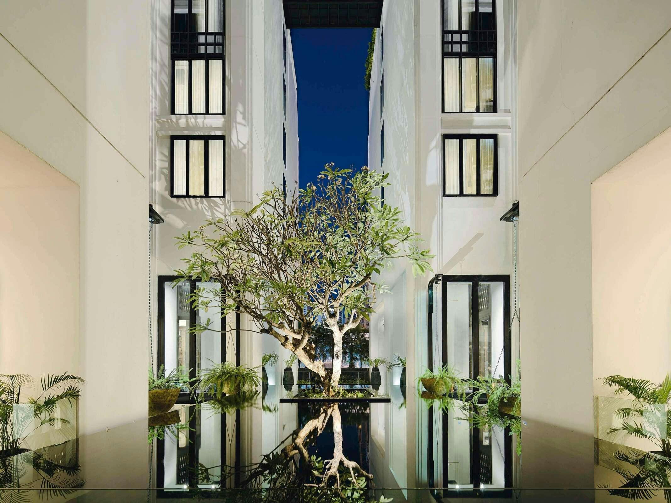 Hotel Mövenpick Hotel Sukhumvit 15 Bangkok photo 5