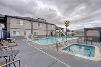Hotel Sure Stay Hotel By Best Western Ukiah photo 2