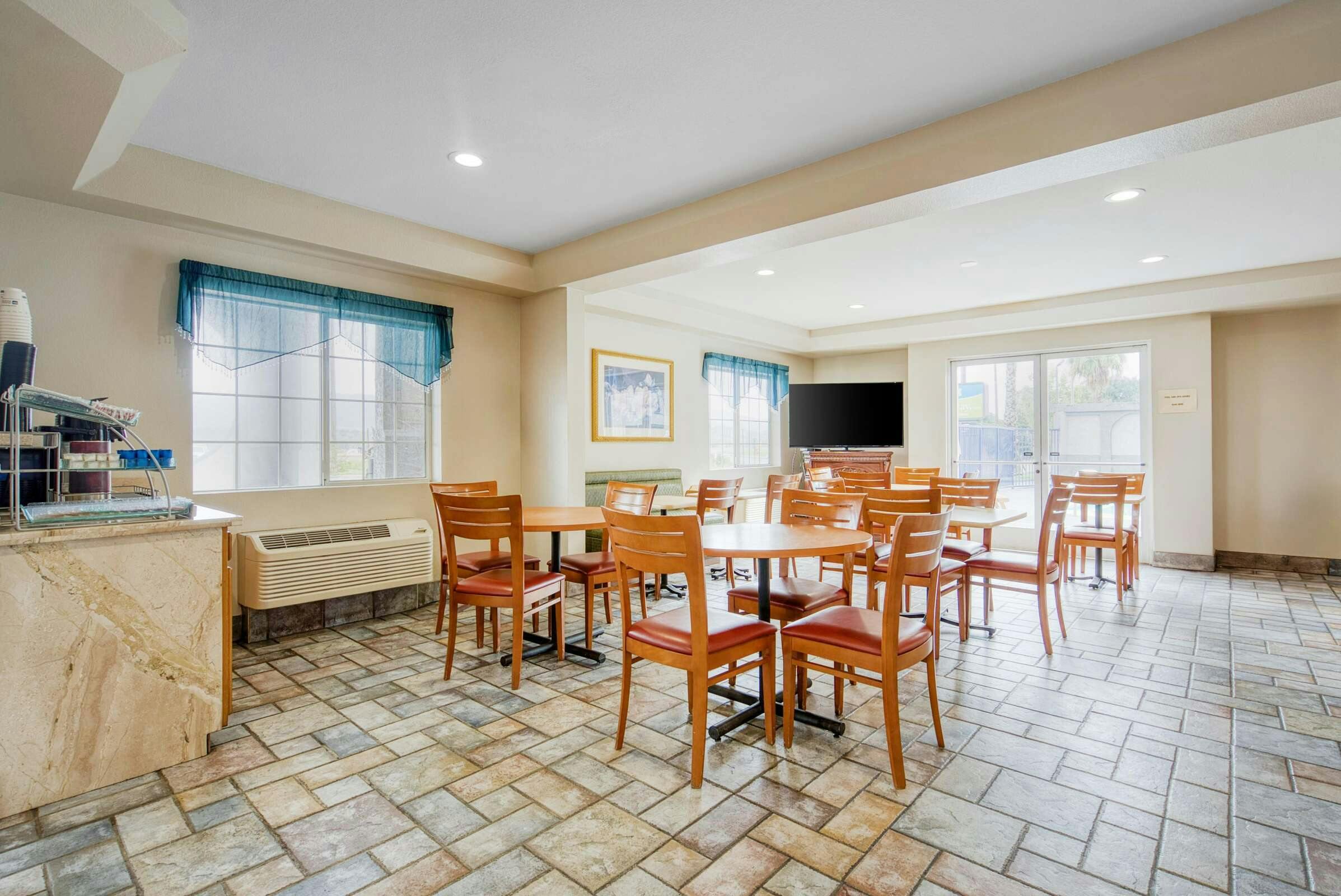 Hotel Sure Stay Hotel By Best Western Ukiah photo 5