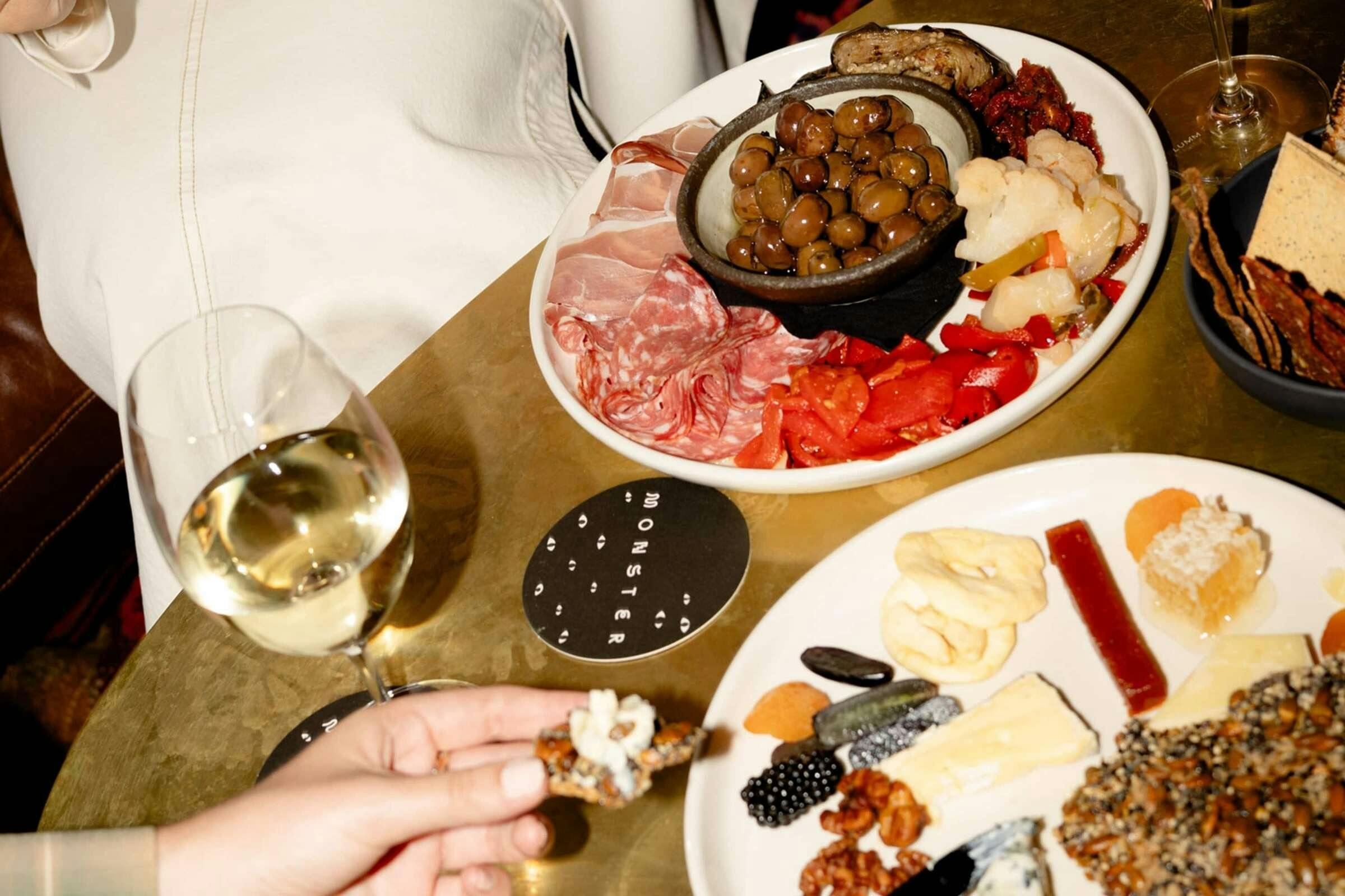 Hotel Ovolo Canberra photo 2