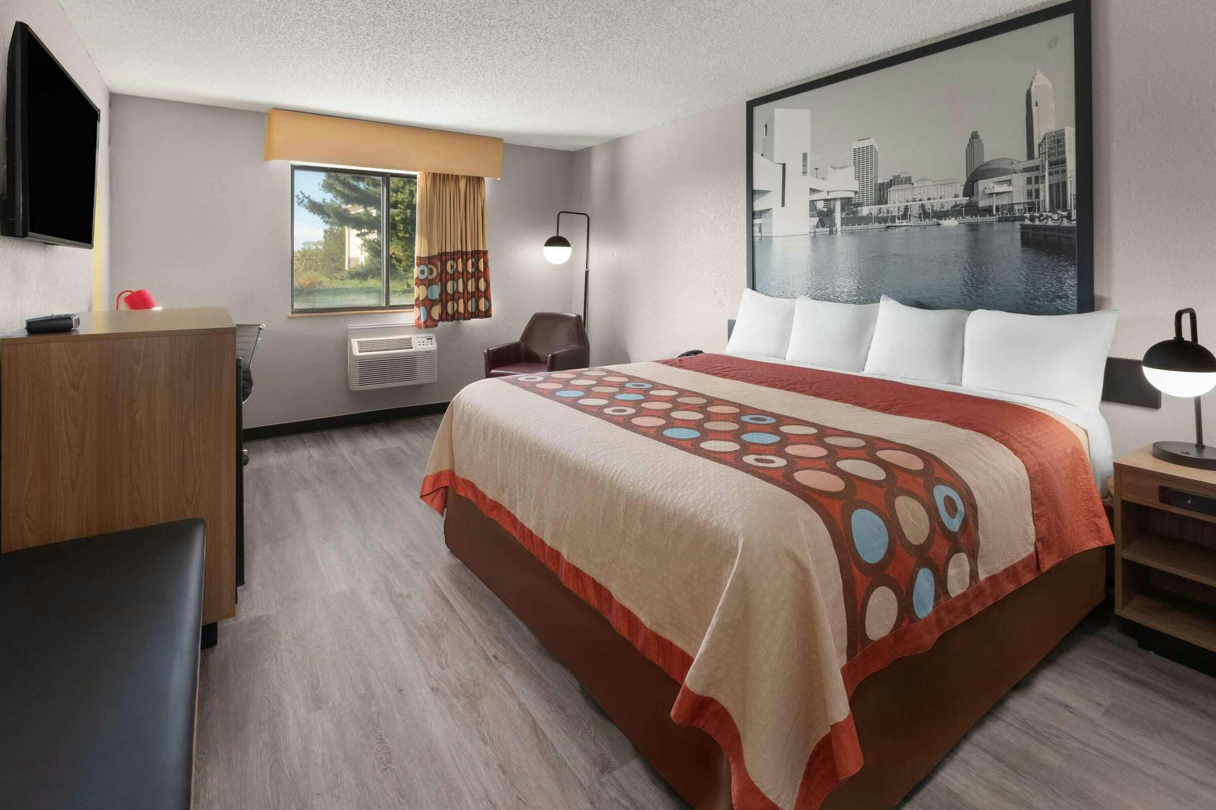 Hotel Super 8 by Wyndham Kent/Akron Area photo 3