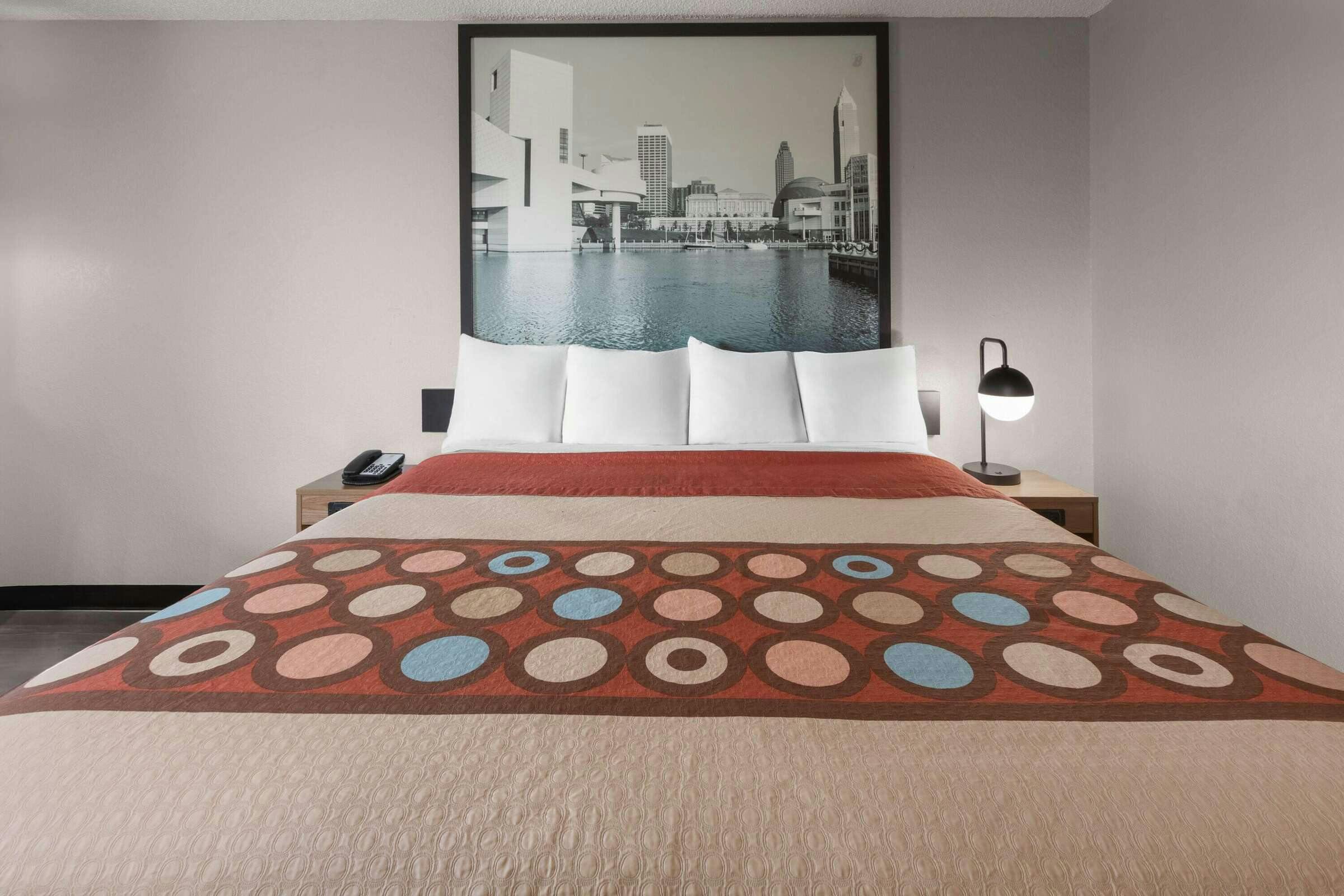 Hotel Super 8 by Wyndham Kent/Akron Area photo 4