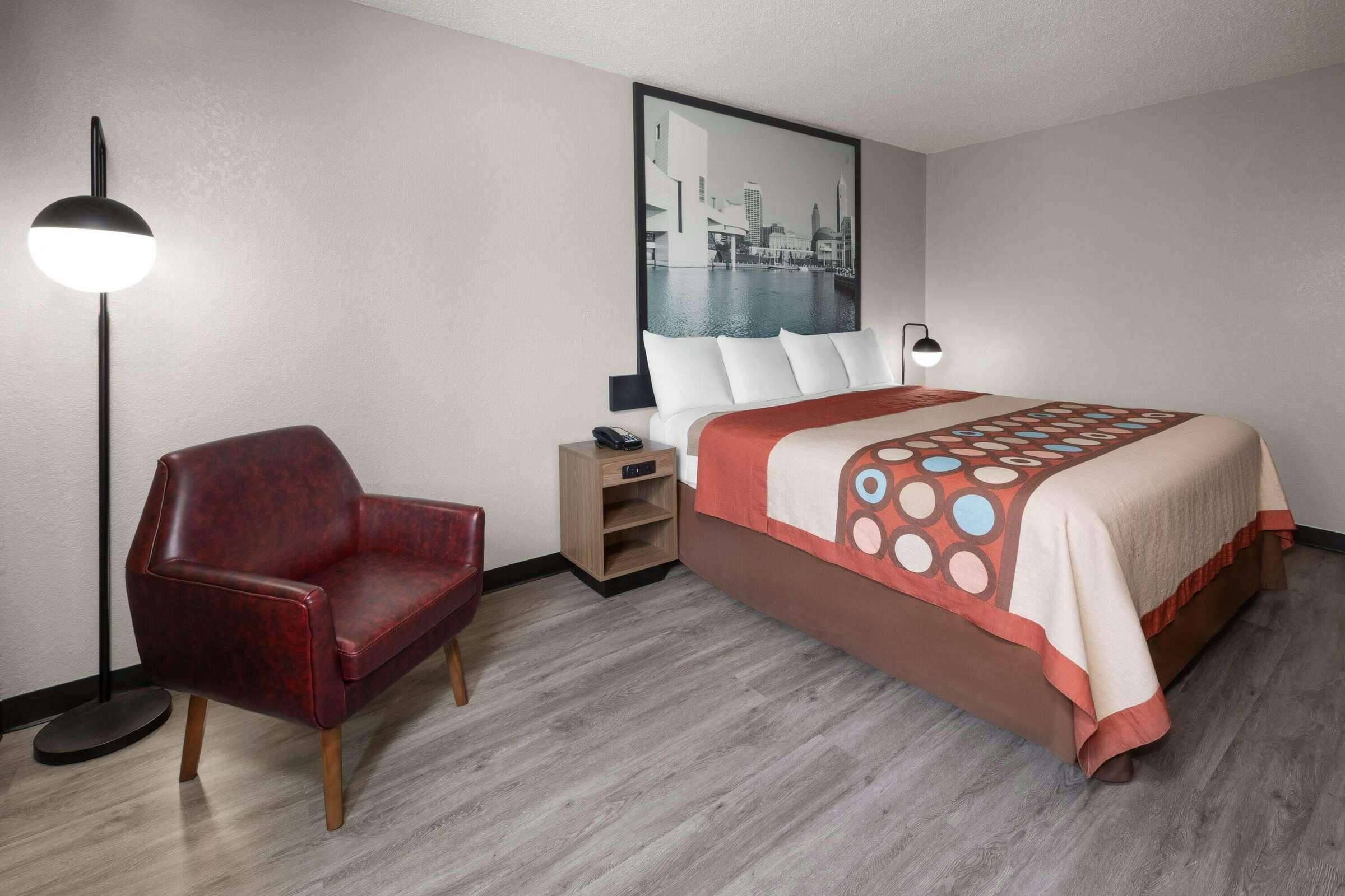 Hotel Super 8 by Wyndham Kent/Akron Area photo 5