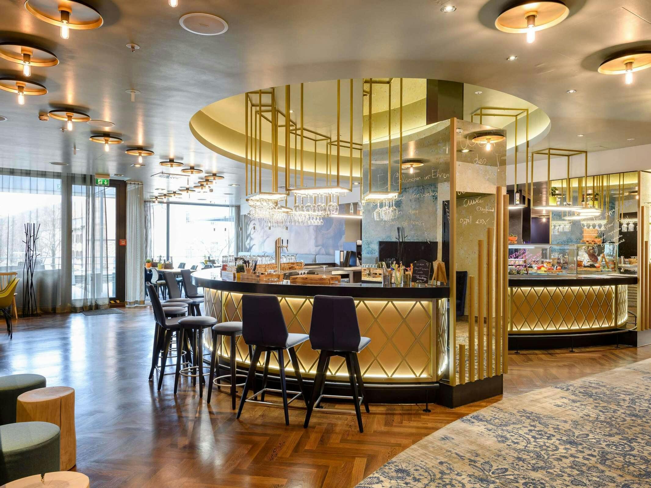 Hotel Mercure Hotel Freiburg Am Muenster photo 4