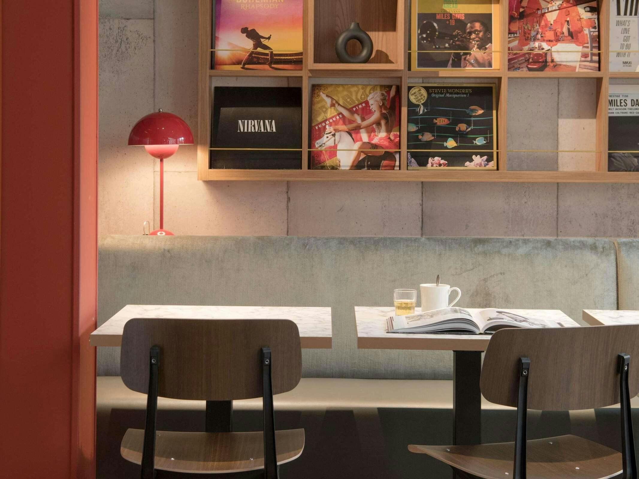 Hotel Ibis Paris Rueil Malmaison photo 3