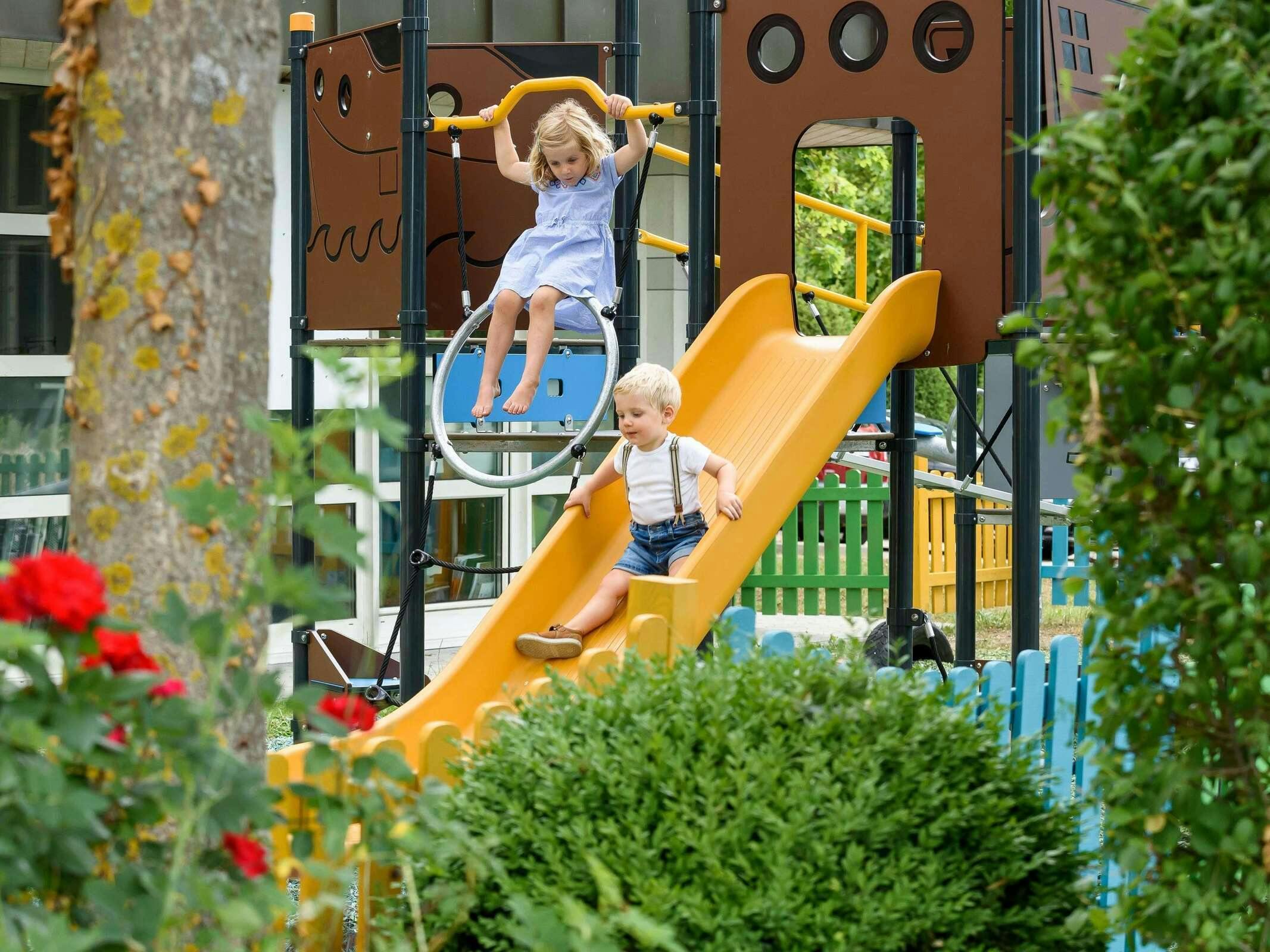 Hotel Ibis Styles Regensburg photo 2