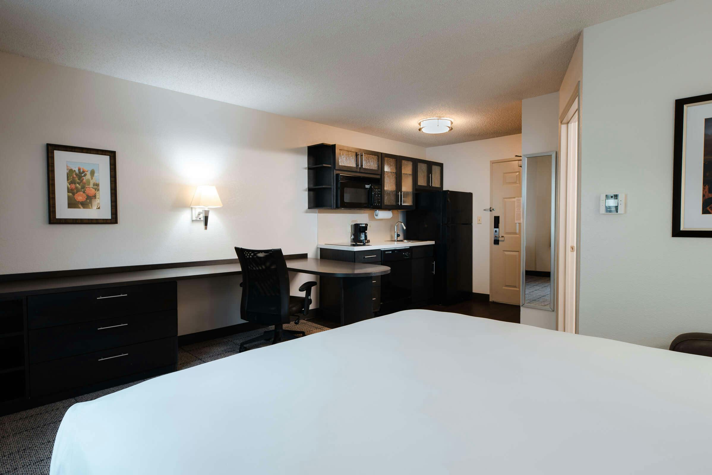 Hotel Sonesta Simply Suites Dallas Richardson photo 2