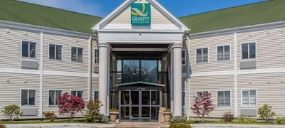 Quality Inn and Suites Middletown Newport