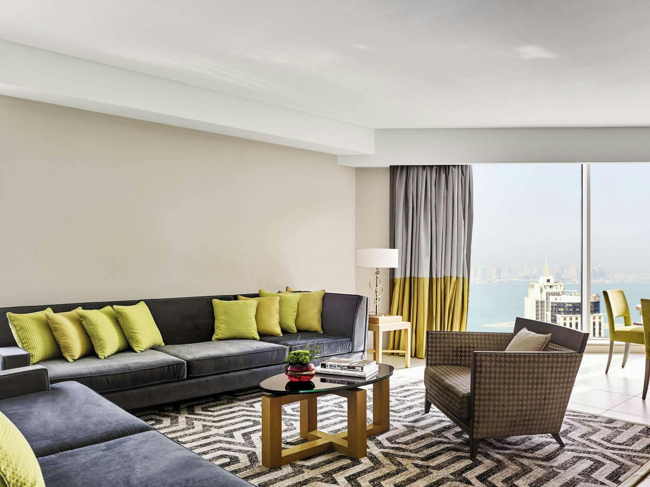 Hotel Pullman Doha West Bay photo 2
