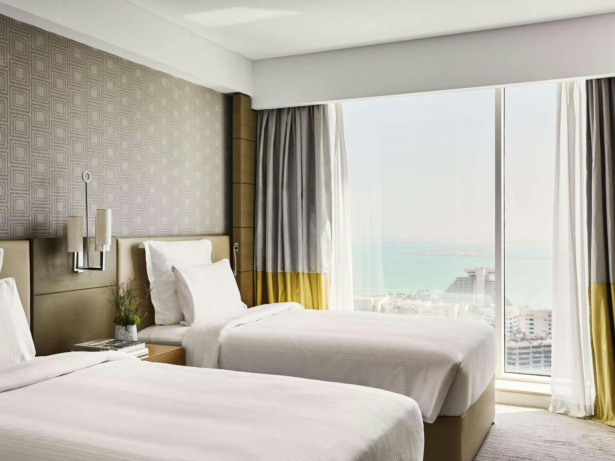 Hotel Pullman Doha West Bay photo 3