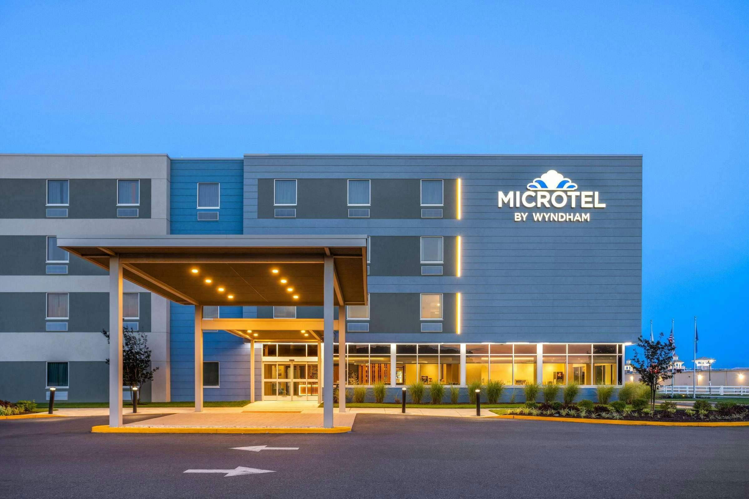 Hotel Microtel Rehoboth Beach photo 2