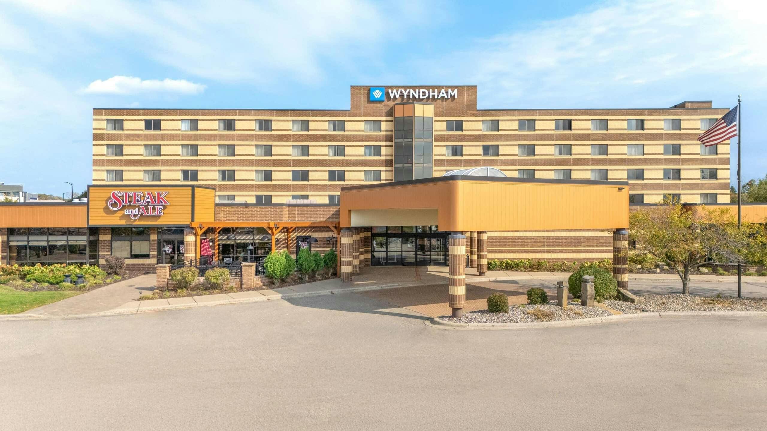 Wyndham Burnsville Minneapolis