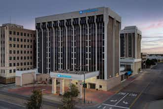 Hotel Wyndham Midland Downtown photo 2