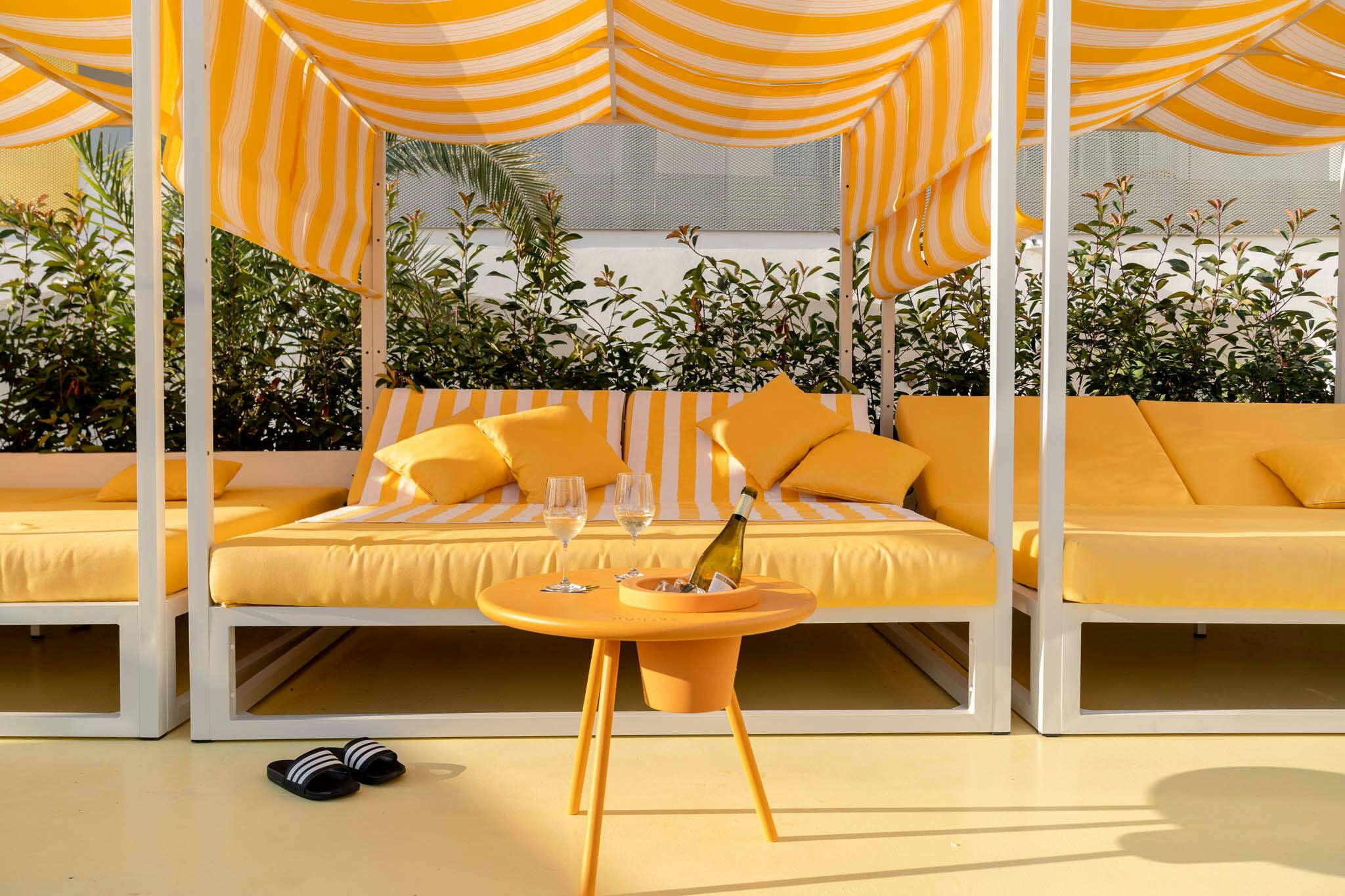 Hotel Ryans Lolas photo 2