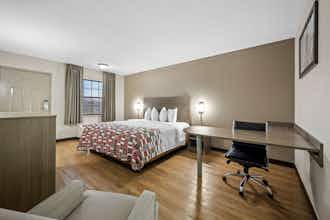 Hotel Red Roof Inn College Station photo 1