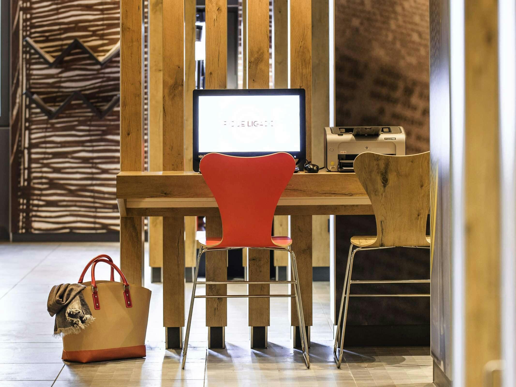 Hotel Ibis Stuttgart Centrum photo 4