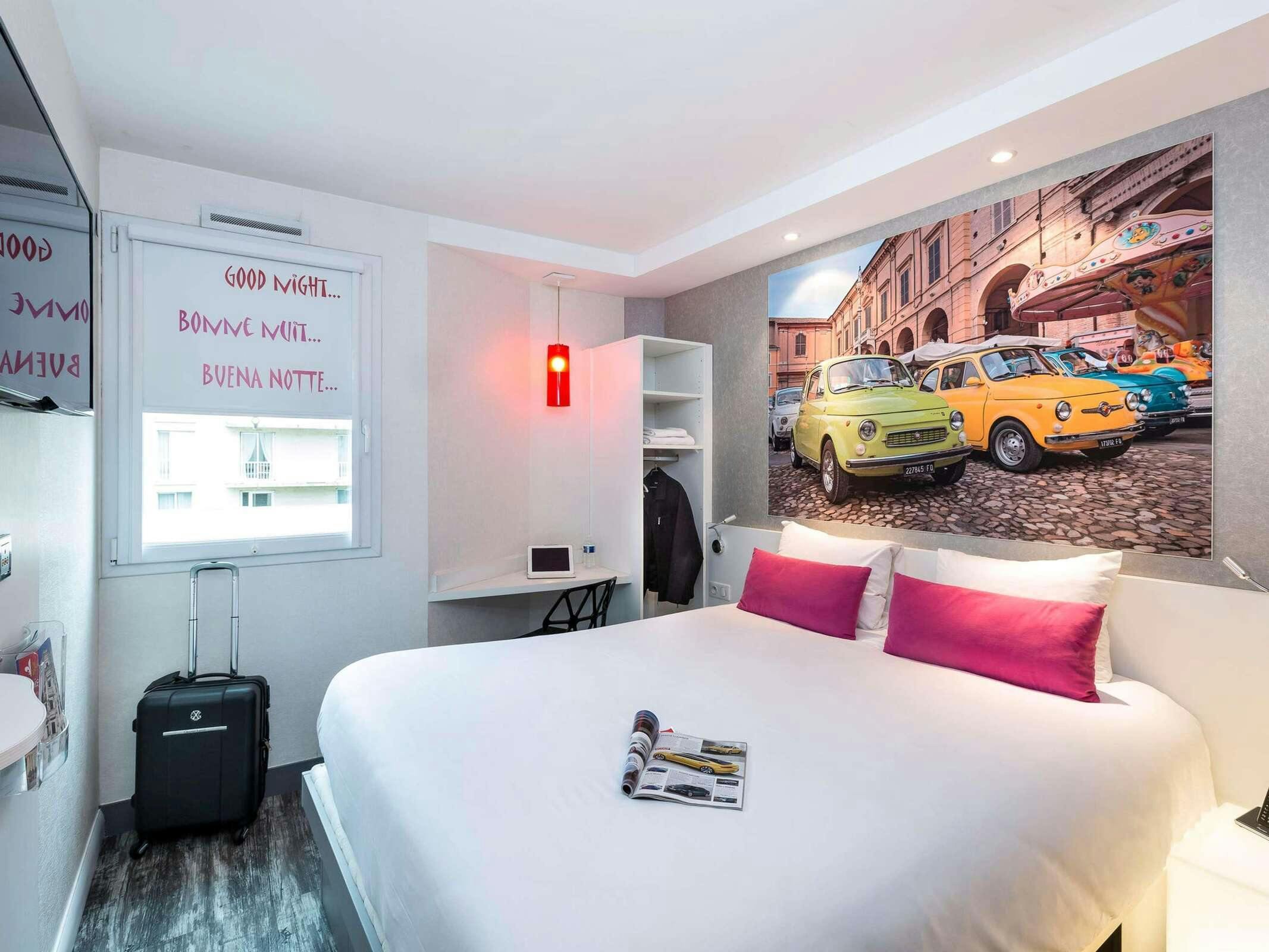 Hotel Ibis Styles Blois Centre Gare photo 1