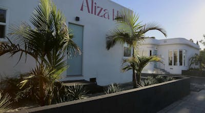 Aliza Hotel