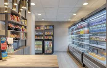 Hotel Crowne Plaza Indianapolis Airport By Ihg photo 2