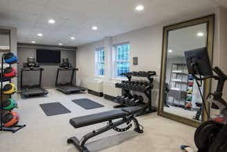 Hotel Holiday Inn Express St. Albans By Ihg photo 1