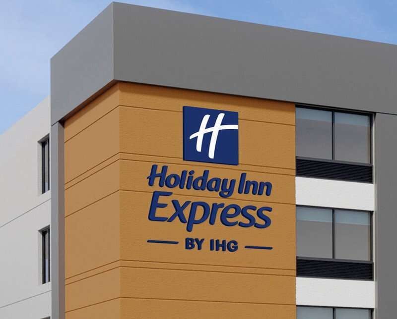 Holiday Inn Express & Suites Chicago West Oak Park By Ihg