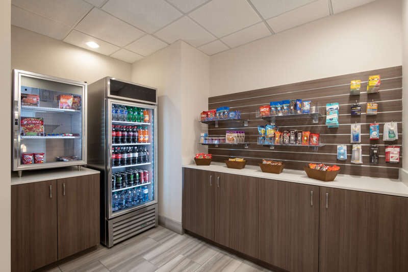 Hotel Holiday Inn DENVER EAST by IHG photo 2