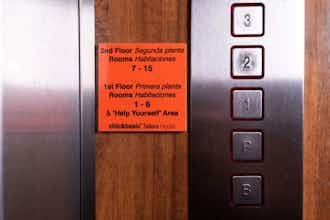 Hotel chic&basic Tallers Hostal photo 3