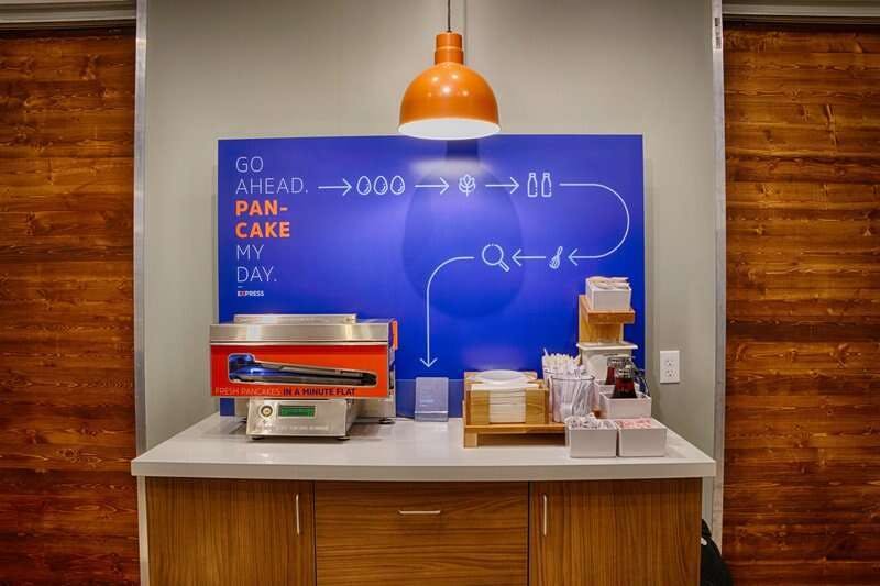 Hotel Holiday Inn Express Fall River North By Ihg photo 2