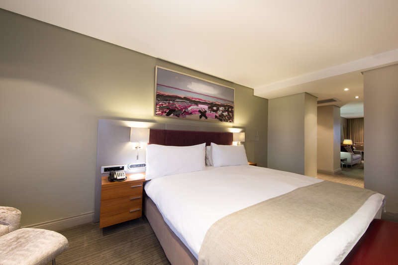 Hotel Holiday Inn Johannesburg Rosebank By Ihg photo 2