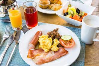 Hotel Holiday Inn Express Sandton Woodmead By Ihg photo 1
