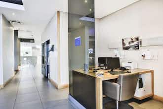 Hotel Holiday Inn Express Sandton Woodmead By Ihg photo 2