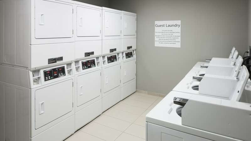 Hotel Holiday Inn Express & Suites Orlando At Seaworld By Ihg photo 3