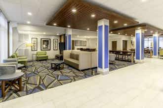 Hotel Holiday Inn Express & Suites Milwaukee – West Allis By Ihg photo 3
