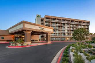 Hotel Holiday Inn Oxnard Ventura By Ihg photo 1