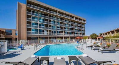 Holiday Inn Oxnard Ventura By Ihg
