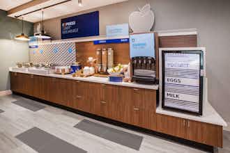 Hotel Holiday Inn Express & Suites Sheridan South By Ihg photo 3