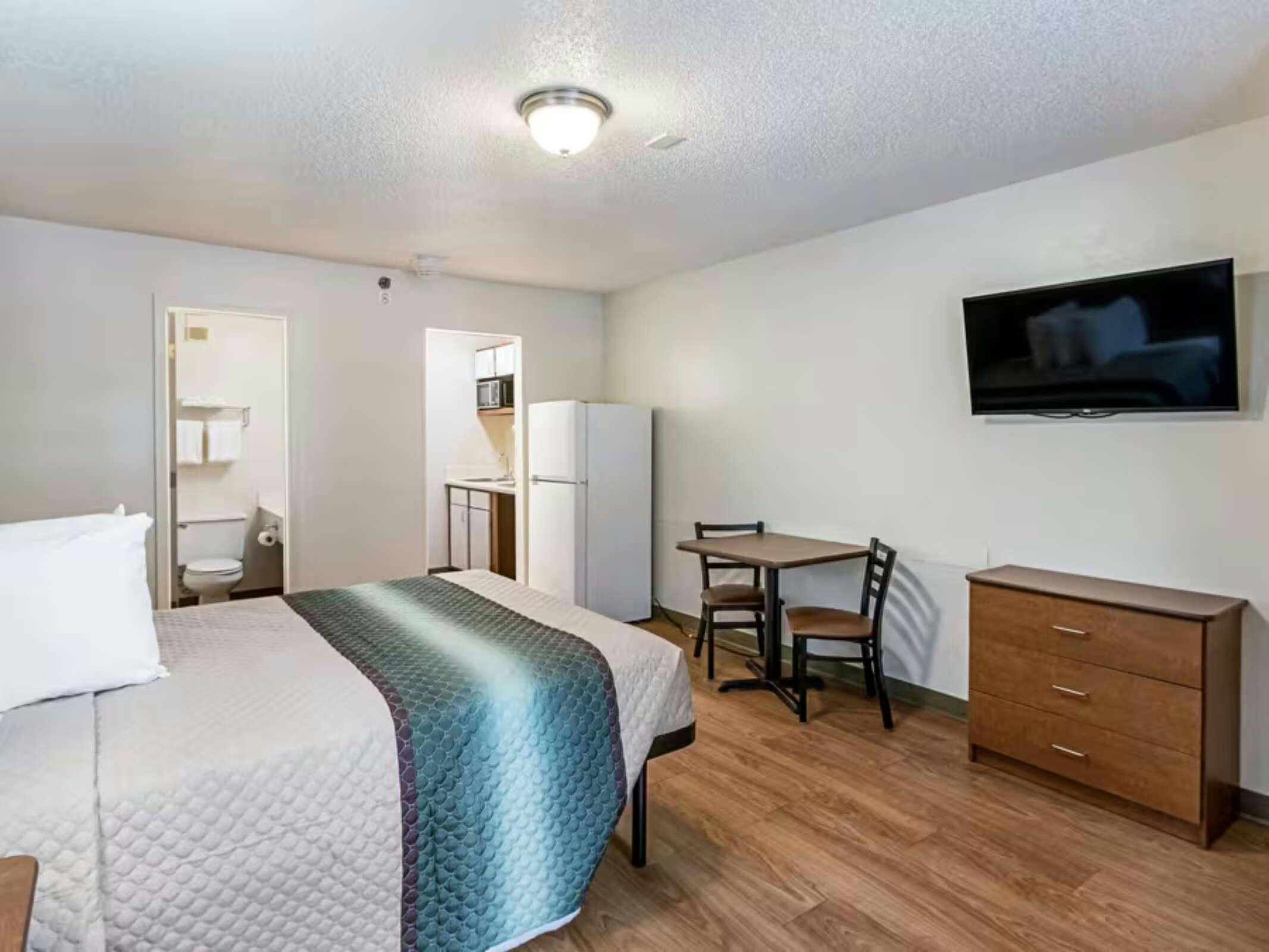 Hotel HomeTowne Studios Atlanta - Lawrenceville photo 3