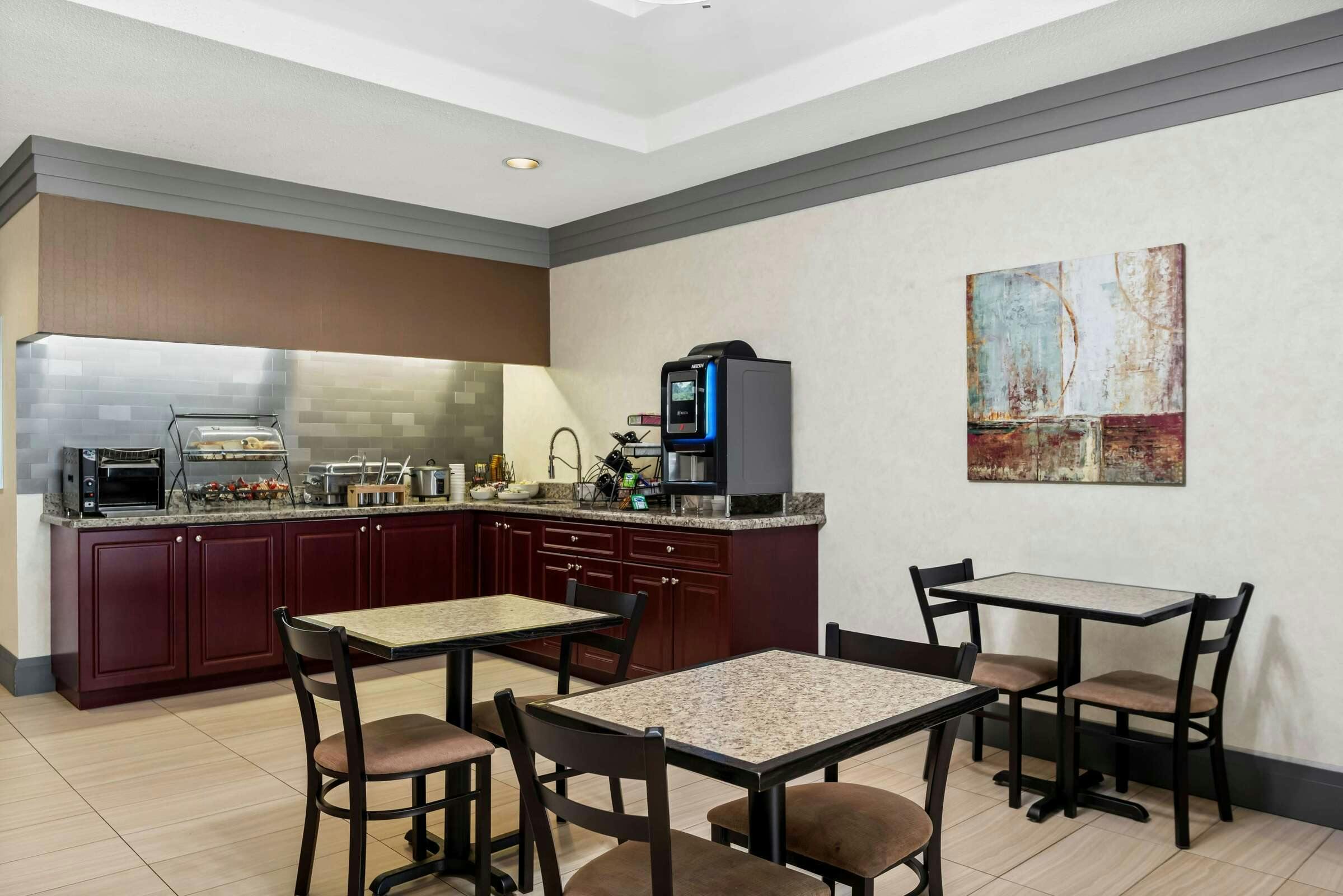 Hotel Best Western Swan Castle Inn photo 4