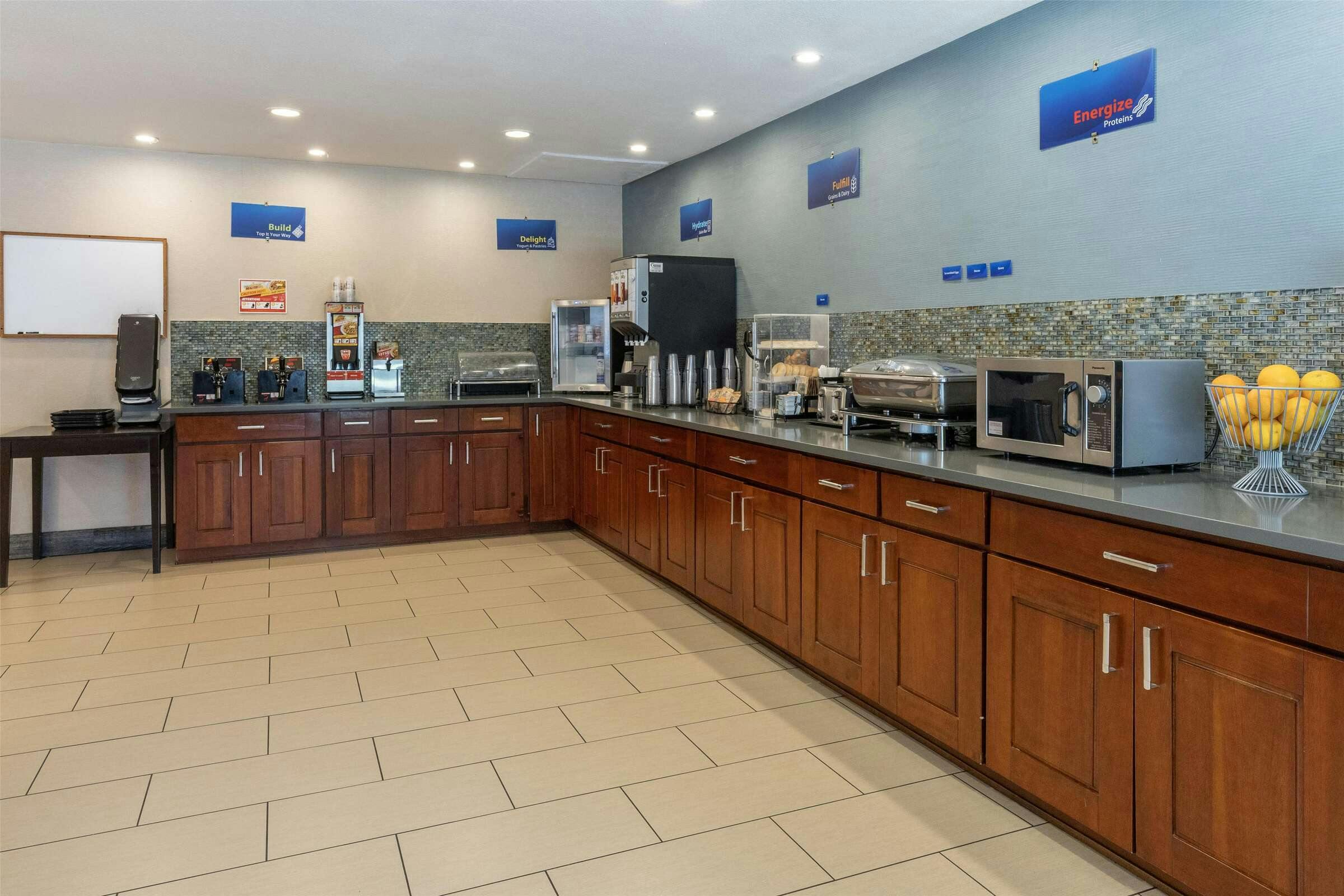 Hotel Best Western Long Beach Inn photo 4